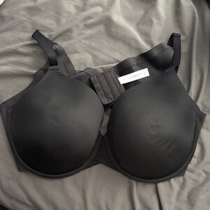 Cacique Black T-Shirt Bra - lightly lined full coverage bra